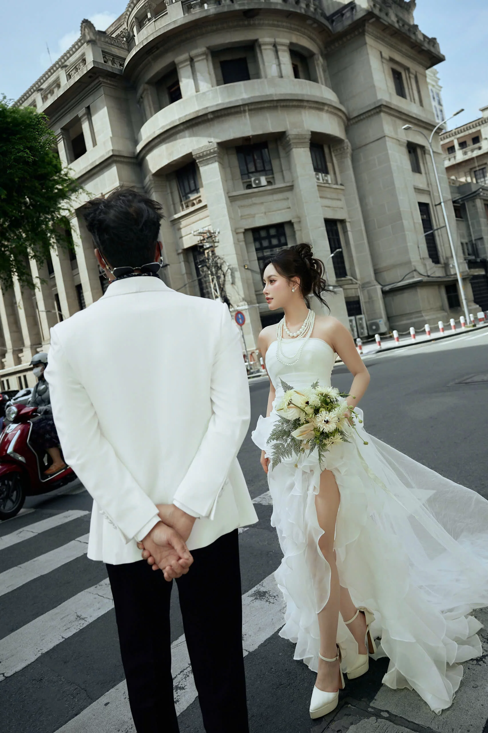 Album ảnh cưới Đường Phố Hồ Chí Minh Bộ 2 - Ảnh 16