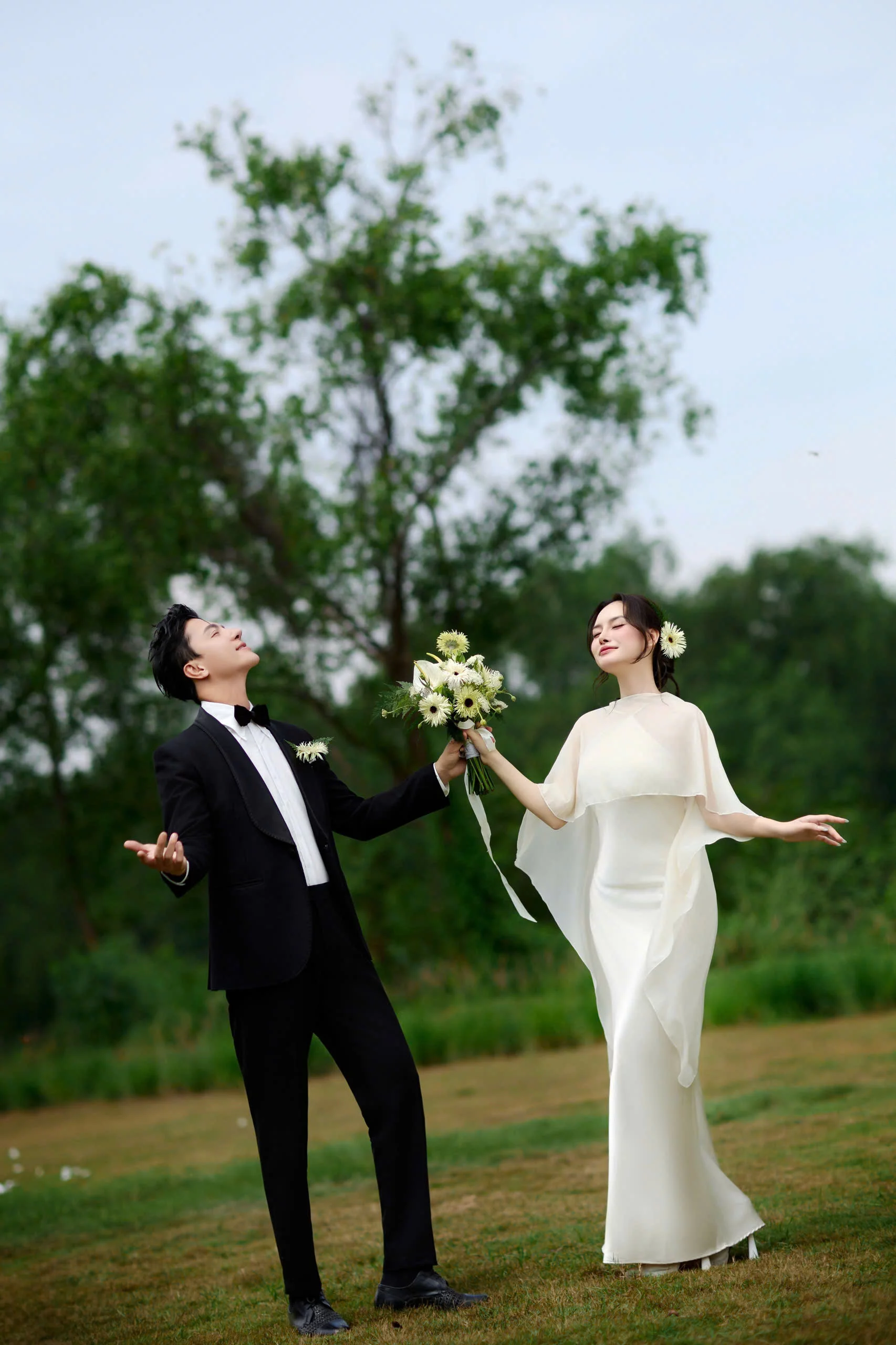 Album ảnh cưới Sunny Garden - Ảnh 2
